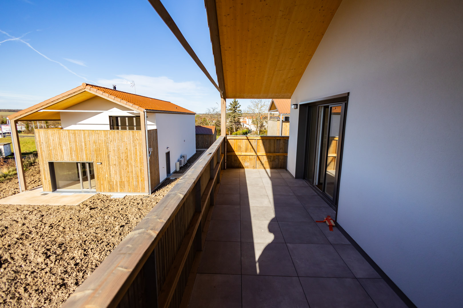 Terrasse donnant sur le hameau